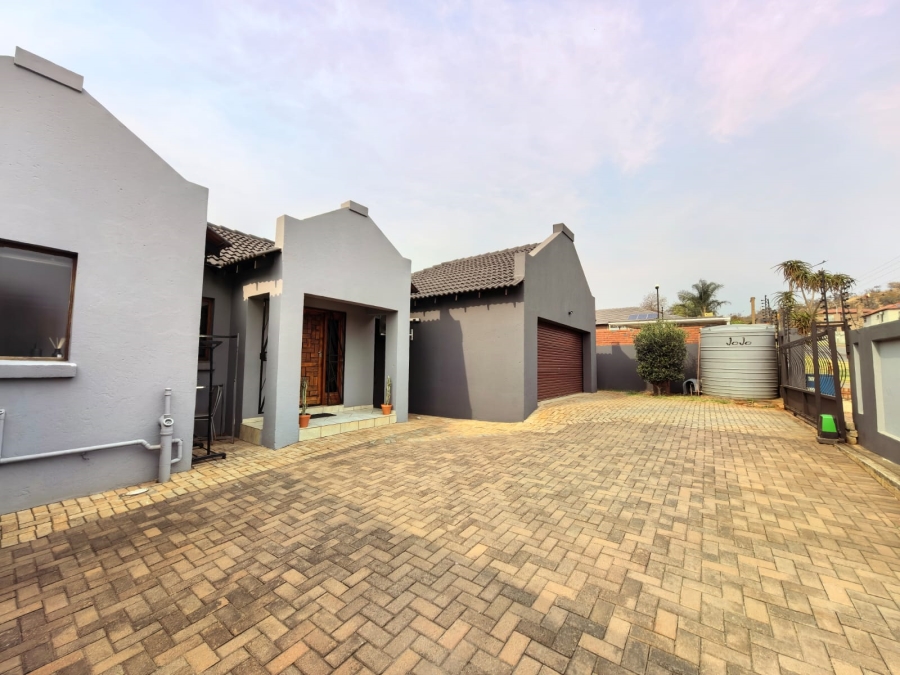 3 Bedroom Property for Sale in Cashan North West